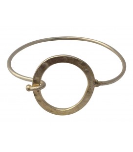 Flat hammered round silver plated bangle