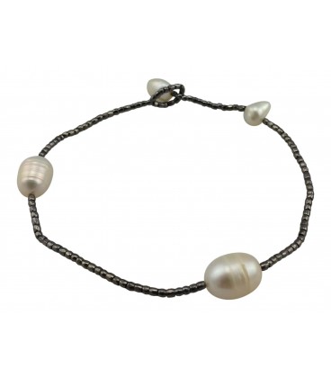 Two freshwater pearls bracelet