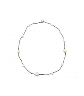 Short freshwater pearls necklace